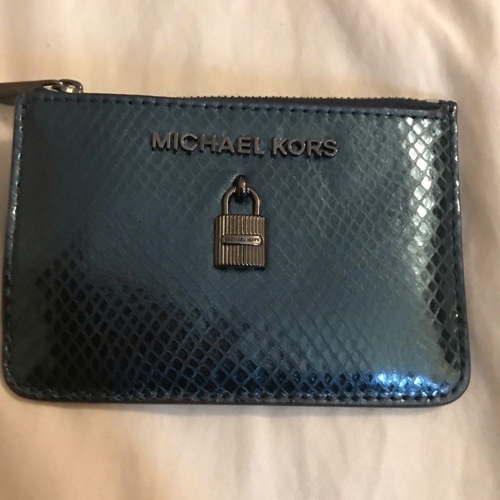 Michael Kors Metallic Blue Coin purse w keychain